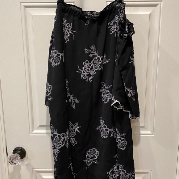 Cactus Flower Black Floral Print Dress- XL - Picture 3 of 6